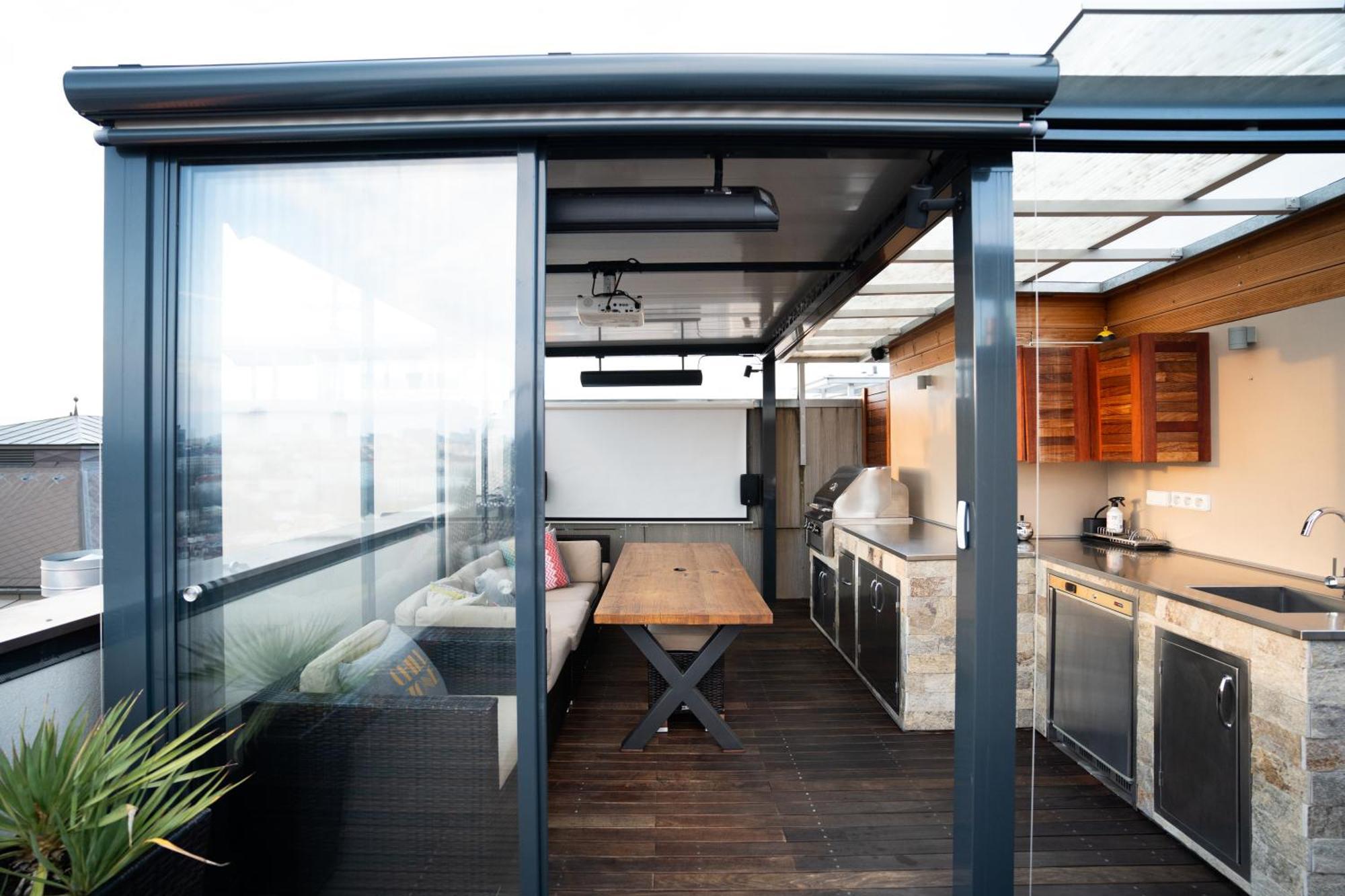 Luxury Rooftop Appartment With Fantastic Views Praha Exteriér fotografie
